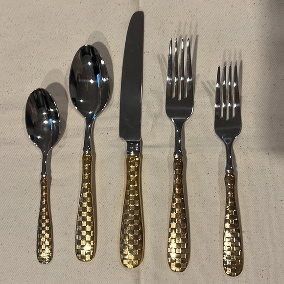 Mackenzie-Childs Gold Check Flatware - 5-Piece Place Setting- 8 SETS AVAILABLE - Picture 10 of 11